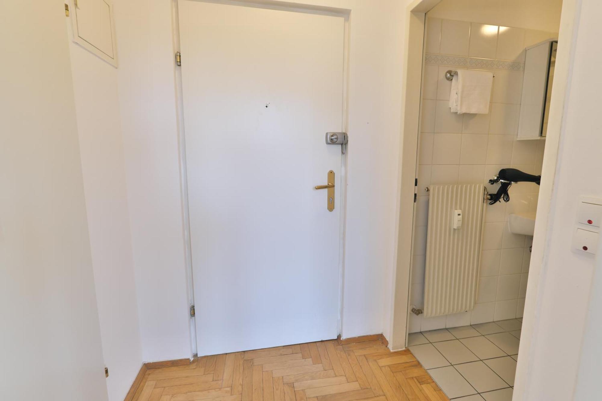 Schoenbrunn Apartment Вена Экстерьер фото
